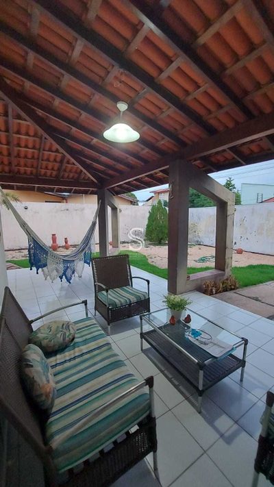 Casa, 3 quartos, 225 m² - Foto 1