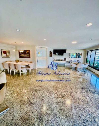 Apartamento, 3 quartos, 240 m² - Foto 1