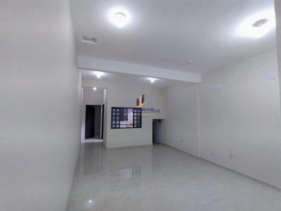 Casa, 9 quartos, 248 m² - Foto 2