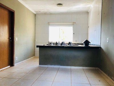 Casa, 2 quartos, 200 m² - Foto 2
