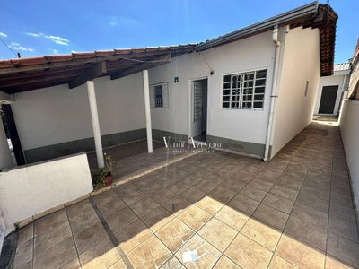Casa, 3 quartos, 98 m² - Foto 1