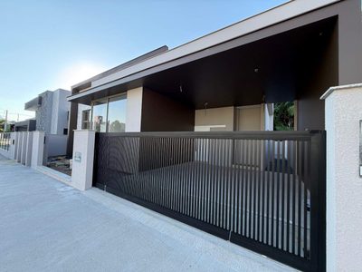 Casa, 3 quartos, 182 m² - Foto 1