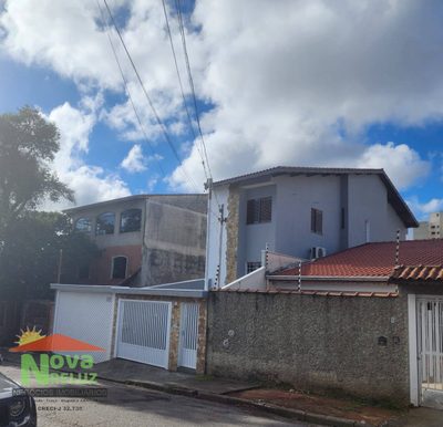 Sobrado, 3 quartos, 202 m² - Foto 2