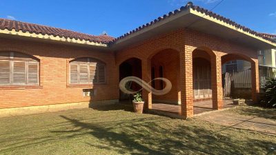 Casa, 3 quartos, 215 m² - Foto 1