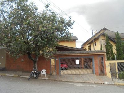 Casa, 4 quartos, 255 m² - Foto 1