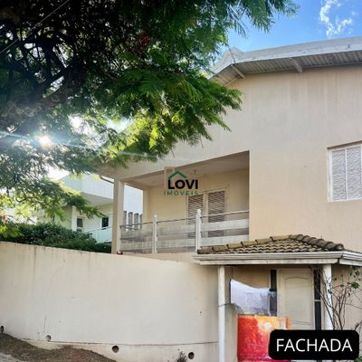 Casa, 4 quartos, 309 m² - Foto 1