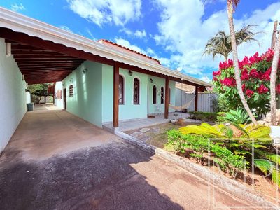 Casa, 4 quartos, 198 m² - Foto 2