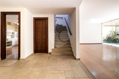 Sobrado, 4 quartos, 329 m² - Foto 5