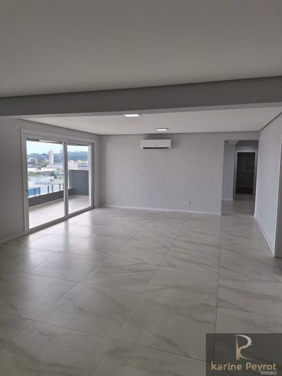 Apartamento, 3 quartos, 185 m² - Foto 1