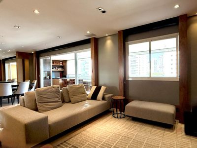 Apartamento, 3 quartos, 147 m² - Foto 1