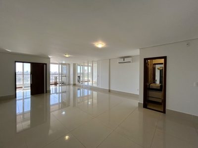Apartamento, 4 quartos, 207 m² - Foto 2