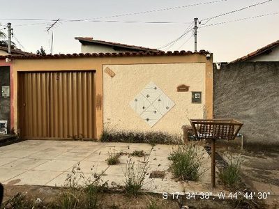 Casa, 2 quartos, 180 m² - Foto 1
