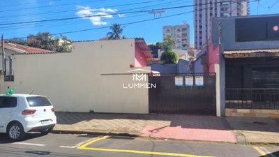 Loteamento e Condomínio, 704 m² - Foto 1