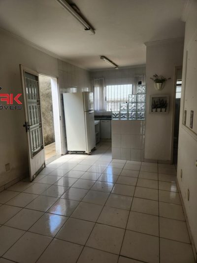 Casa, 3 quartos, 200 m² - Foto 3