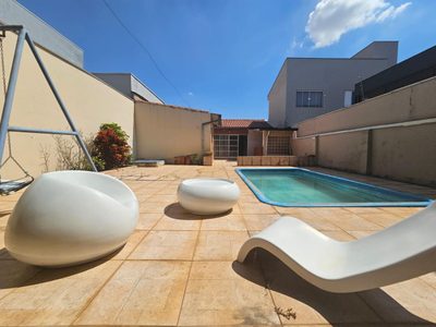 Casa, 3 quartos, 282 m² - Foto 3