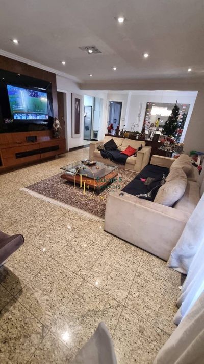 Apartamento, 3 quartos, 132 m² - Foto 2
