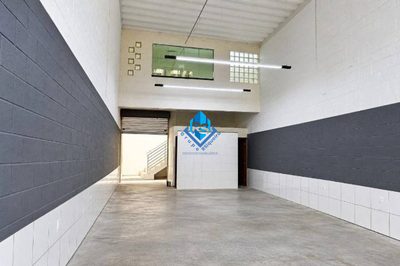 Depósito-Galpão, 293 m² - Foto 1