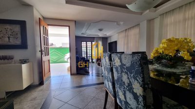 Sobrado, 4 quartos, 251 m² - Foto 2