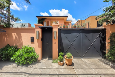Casa, 4 quartos, 300 m² - Foto 1