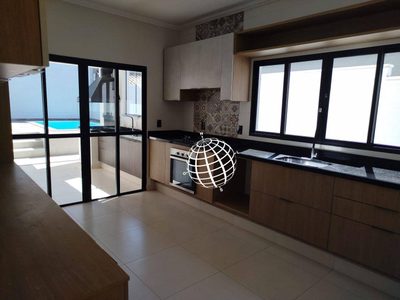 Casa, 3 quartos, 115 m² - Foto 1