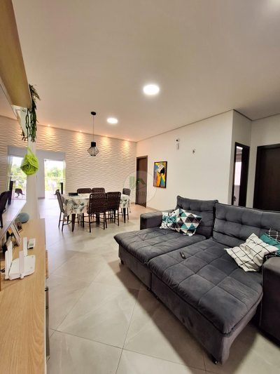 Casa, 3 quartos, 180 m² - Foto 1