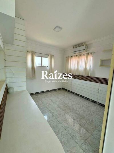 Casa, 3 quartos, 240 m² - Foto 4