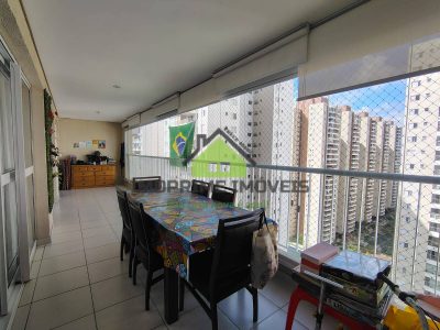 Apartamento, 3 quartos, 156 m² - Foto 1