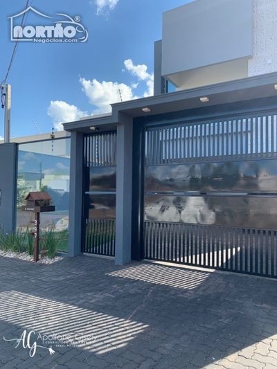 Casa, 4 quartos, 199 m² - Foto 1
