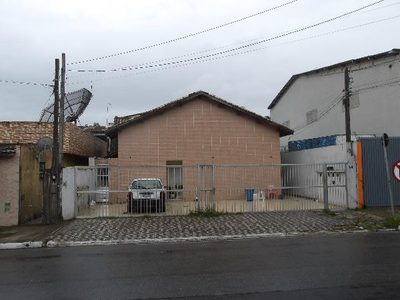 Casa, 1 quarto, 37 m² - Foto 1