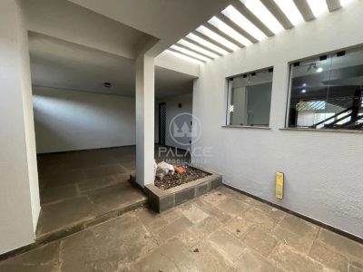 Casa, 3 quartos, 259 m² - Foto 2