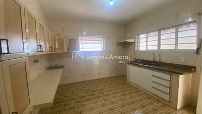 Casa, 3 quartos, 198 m² - Foto 1