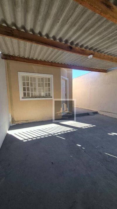 Casa, 2 quartos, 58 m² - Foto 1