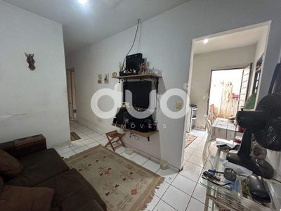 Casa, 2 quartos, 47 m² - Foto 1