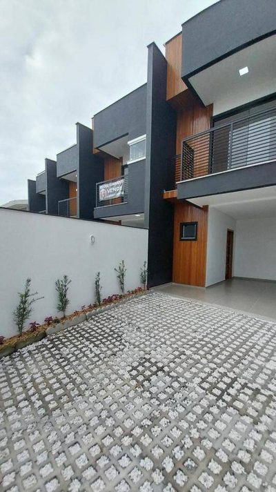 Casa, 3 quartos, 122 m² - Foto 1