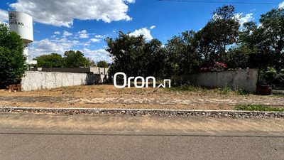 Loteamento e Condomínio, 1200 m² - Foto 1