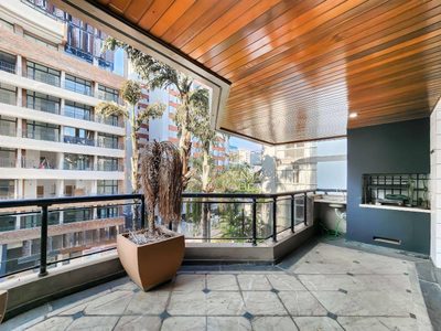 Apartamento, 4 quartos, 245 m² - Foto 1