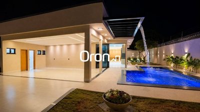 Casa, 4 quartos, 232 m² - Foto 1