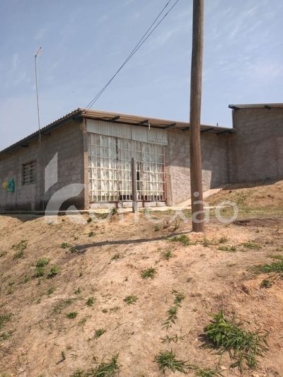 Sítio, 2 quartos, 200 m² - Foto 4