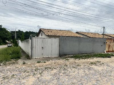 Casa, 2 quartos, 202 m² - Foto 1
