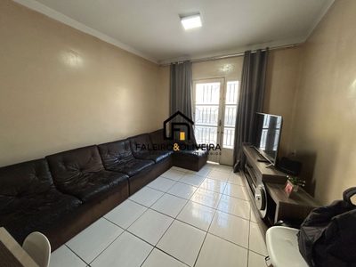 Casa, 2 quartos, 77 m² - Foto 1