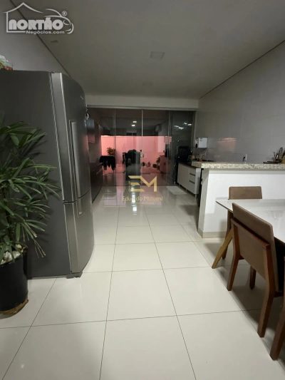 Casa, 3 quartos, 118 m² - Foto 3
