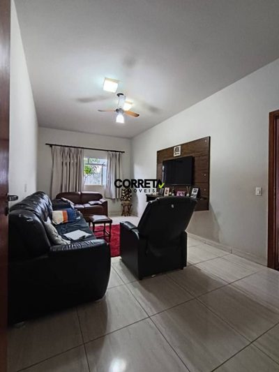 Casa, 3 quartos, 114 m² - Foto 2