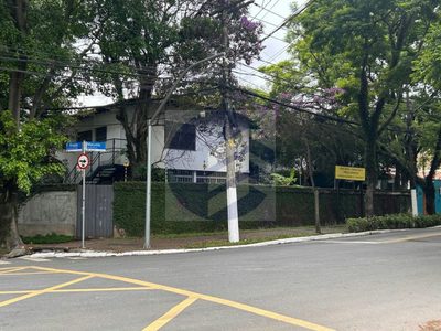 Sobrado, 2 quartos, 606 m² - Foto 1