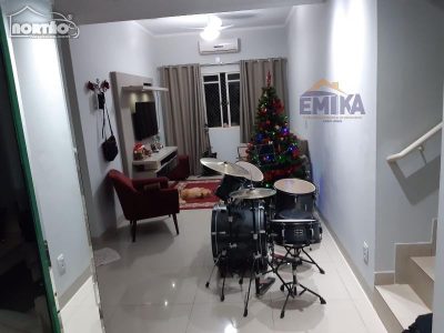 Casa, 3 quartos, 140 m² - Foto 2