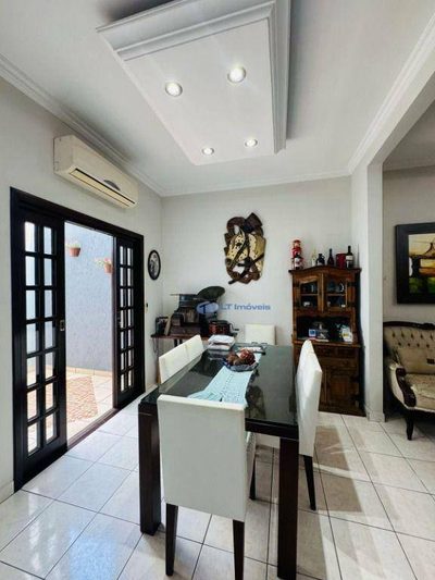 Casa, 3 quartos, 130 m² - Foto 2