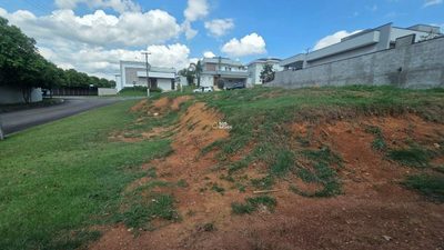 Loteamento e Condomínio, 700 m² - Foto 3