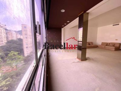 Apartamento, 3 quartos, 180 m² - Foto 1