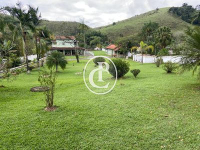 Chácara, 4 quartos, 4750 m² - Foto 1