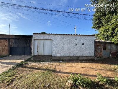 Casa, 2 quartos, 240 m² - Foto 1