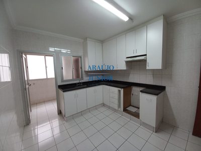 Apartamento, 3 quartos, 100 m² - Foto 1